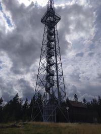 TIP NA VÝLET: Rozhledna Krudum je nejenom vyhlídková věž, ale zároveň i monitorovací stanice