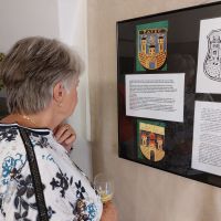 FOTO: Výstava tepaných erbů a znaků v Žatci se těší velkému zájmu návštěvníků