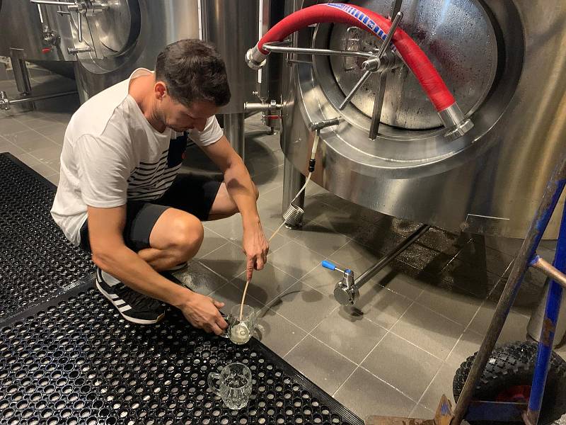 0108pivo9 f72b5