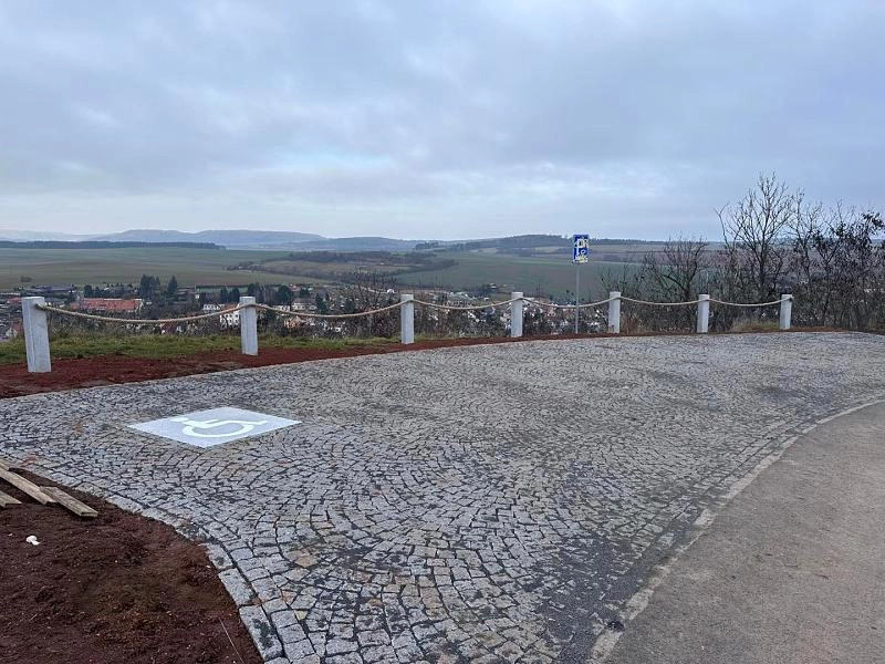 1812parkoviste fda52