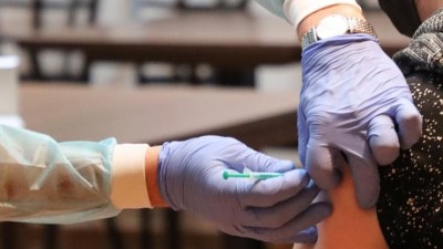 Do Česka dorazily upravené vakcíny na nové varianty koronaviru