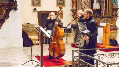 FOTO: Vivaldi, Smetana nebo Dvořák. V podbořanském kostele se konal Adven