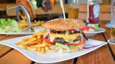 Zažijte Žatecký food festival s nočním dobrodružstvím!
