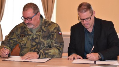 Zástupci města a armády podepsali memorandum o spolupráci
