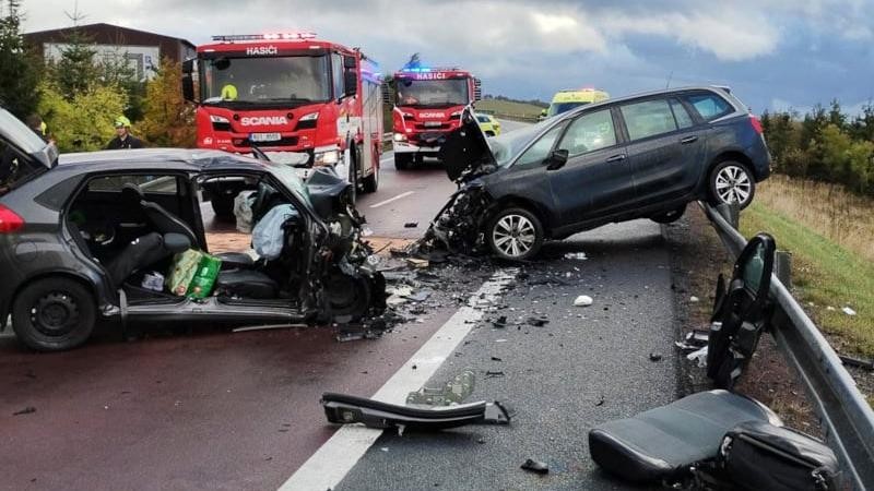 Tragická nedělní nehoda u Křimova. Foto: HZS Ústeckého kraje