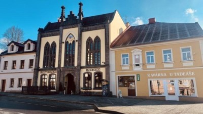 &Uacute;steck&yacute; kraj uzav&iacute;r&aacute; transparentn&iacute; &uacute;čet na pomoc po tragick&eacute; ud&aacute;losti v Chřibsk&eacute;. Mezi pozůstal&eacute; a zraněn&eacute; rozděl&iacute; 1,1 milionu