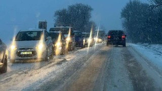 Dopravní komplikace na Mostecku. Foto: čtenář