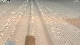 Stopy jsou upraven&eacute;, běžkaře ček&aacute; luxusn&iacute; svezen&iacute;. Foto: Kru&scaron;nohorsk&aacute; b&iacute;l&aacute; stopa