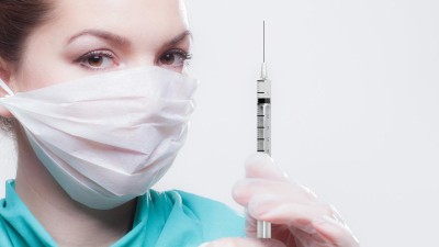 Očkovací centra v Ústeckém kraji budou očkovat proti covidu-19 i děti starší 5 let