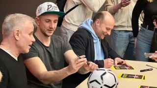 Lukáš Vaculík, Jakub Štáfek a Jiří Ployhar při autogramiádě. Foto: Ústecký kraj