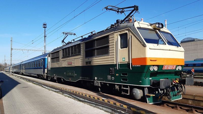 &quot;Banány&quot; přesuce dopravce na trasu Děčín - Praha