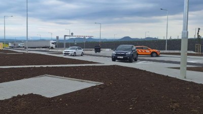 Nov&aacute; odpoč&iacute;vka u Smolnice je v provozu. Na d&aacute;lnici D7 přibylo t&eacute;měř sto parkovac&iacute;ch m&iacute;st