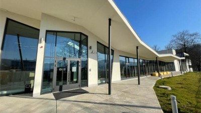OBRAZEM: Severočeská vědecká knihovna má nový depozitář. Nabízí lepší přístup ke knižnímu fondu