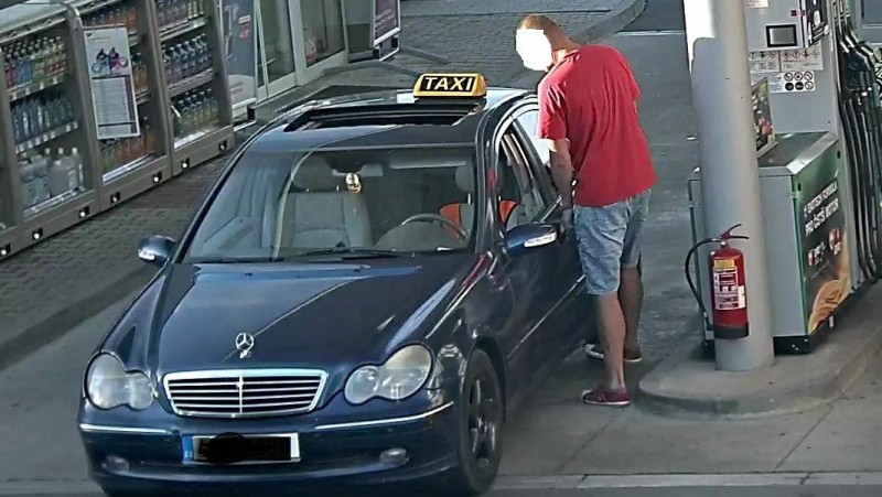 Zloděj nafty se vydával za řidiče TAXI. Foto: PČR