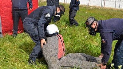 Součinností cvičení prověřilo připravenost příslušníků věznice v Novém Sedle