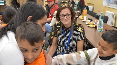 Den plný emocí! Děti navštívily své matky ve věznici v Drahonicích