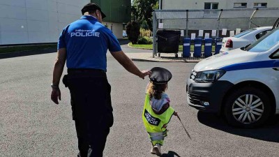 Městsk&aacute; policie Podbořany hled&aacute; nov&eacute; kolegy na rann&iacute; dohled u &scaron;kol