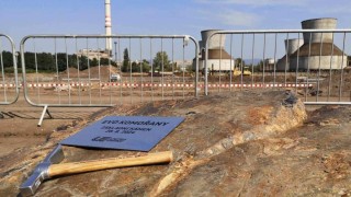 Takto nyní vypadá staveniště. Vznikne zde jakýsi bunkr, kde budou skladovány odpadky, za nimi bude stát denní zásobník s kotlem roštového charakteru. Za tím bude stát kondenzační turbína. Nejdražší bude poslední stavba – chemická čistírna kouřových plynů. Foto: jip