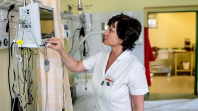 UPOZORNĚNÍ: Vedení žatecké nemocnice omezilo návštěvy na oddělení Následní péče