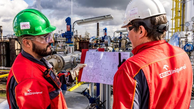 Zaměstnanci skupiny ORLEN Unipetrol ve výrobě. Foto: ORLEN Unipetrol