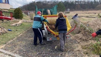 FOTO: Zahrada ve věznici se bez práce odsouzených neobejde