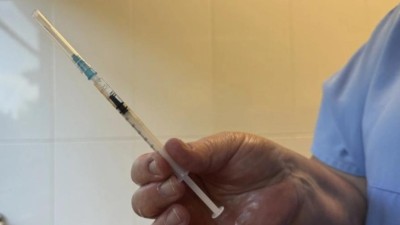 Očkovací centrum v ústecké nemocnici ukončilo očkování proti chřipce. Není vakcína