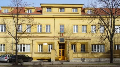 Men&scaron;&iacute; kapacita a nov&eacute; veden&iacute;: Žatec a kraj ře&scaron;&iacute; st&iacute;žnosti na probl&eacute;mov&eacute; chov&aacute;n&iacute; dět&iacute; z dětsk&eacute;ho domova