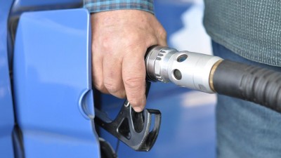 Benzín a nafta zrychlují tempo svého zdražování. A bude hůř!  Cena ropy totiž včera vylétla nejvýše do října 2018 