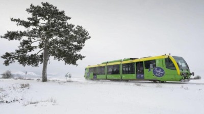 TIP NA VÝLET: Oparenský expres vyrazí na Sváteční jízdy s Grinchem. Děti dostanou dárky, čaj i svařák budou zdarma