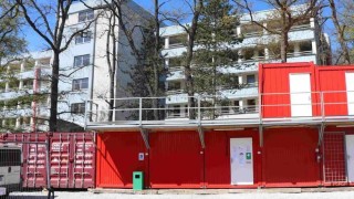 V pavilonu infekce již propukly bourac&iacute; pr&aacute;ce. Foto: Krajsk&aacute; zdravotn&iacute;