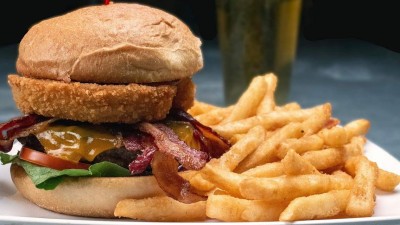 TIPY NA VÍKEND: Food festival, slavnosti nebo vyřezávání soch