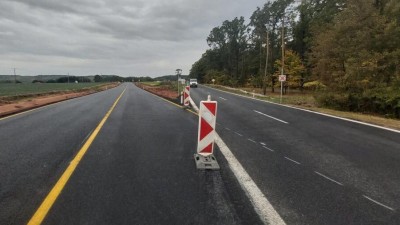 Na stavbě D6 u Hořoviček silničáři zprovoznili přeložku silnice I/27 směrem na Žatec