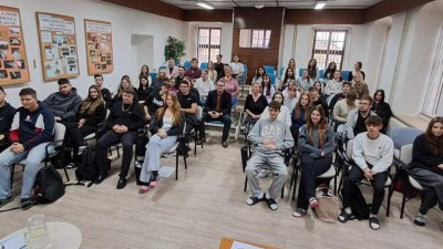 Žáci středních škol diskutovali s vedením města o bezpečnosti, parkování či sportu