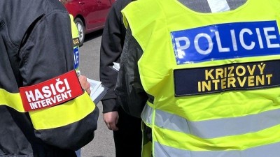 Tv&aacute;ř&iacute; v tv&aacute;ř trag&eacute;dii: Litv&iacute;novsk&yacute; hasič pom&aacute;hal v Chřibsk&eacute; rodin&aacute;m i policistům. &bdquo;Lid&eacute; chtěj&iacute; hlavně informace,&ldquo; ř&iacute;k&aacute;