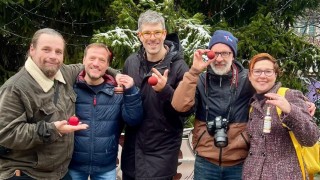 Tým videopodcastu Prokopni to! přeje krásné svátky. Foto: Krajská zdravotní