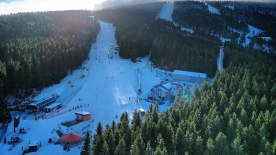 Plešivec i Klínovec otevírají další sjezdovky, v Potůčkách se jezdí celý týden