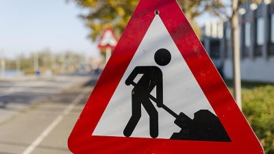 Silnice v ulici 28. října v Lounech se na rok uzavře, řidiči budou muset objíždět