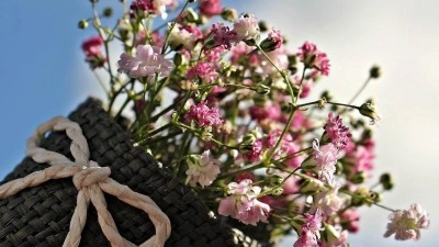 Kreativní jaro ve Staré papírně: Přijďte si vyrobit vlastní kytičku