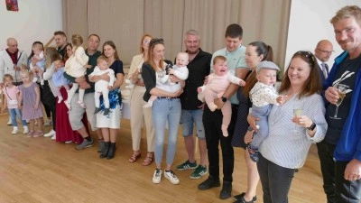 Obec Bitozeves slavnostně přivítala nové občánky