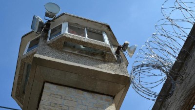 Kriminalisté vypátrali zloděje elektroniky až v Norsku. Tam kradl také a skončil ve vězení