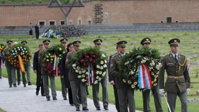 CHYSTÁ SE: Tradiční Terezínská tryzna připomene oběti nacismu. Památník získá svitky tóry z již neexistující synagogy
