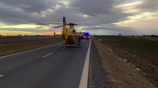 Vrtulník letecké záchranné služby letěl na místo nehody u Trianglu. Foto: Hasiči Postoloprty