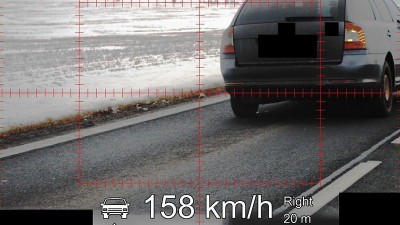 Jako na d&aacute;lnici! V obc&iacute;ch na Lounsku se řidiči ř&iacute;tili stovkou, při&scaron;li o průkazy