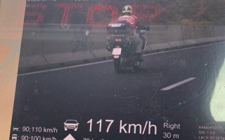 Jeden z rychle jedoucích motorkářů. Foto: Policie ČR