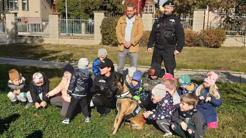 Městská policie v Žatci pomáhá: Foto: MP Žatec