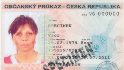 M&aacute;te doma star&yacute; občansk&yacute; průkaz? Čas na jeho bezplatnou v&yacute;měnu se kr&aacute;t&iacute;