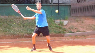 Kryštof Jánošík je dvojnásobným přeborníkem města Žatce v tenise