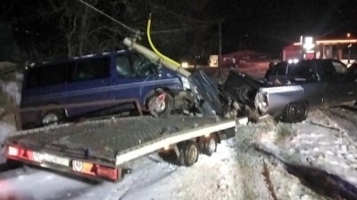 Řidiče potrápila silná ledovka. Hasiči zasahovali u dalších dopravních nehod