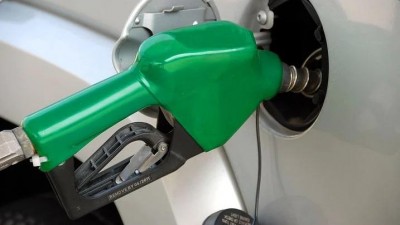 Ceny benzínu i naf