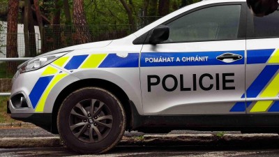 Mlad&iacute;k zkolaboval po koktejlu drog a alkoholu. Dealer mu měl pervitin nasypat tajně do pit&iacute;